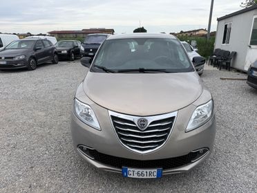 Lancia Ypsilon 1.2 69 CV 5 porte S&S Platinum