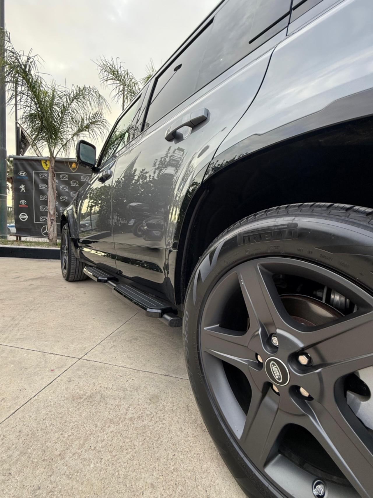 Land Rover Defender 90 3.0D I6 200 CV AWD Auto