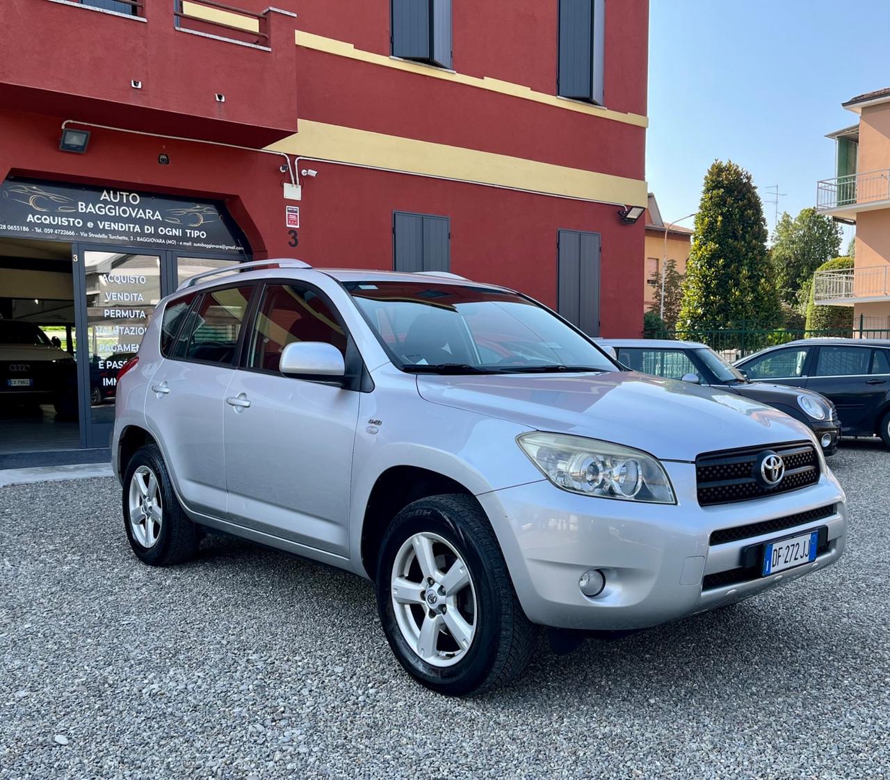 Toyota RAV4 2.2 D-4D 136 CV