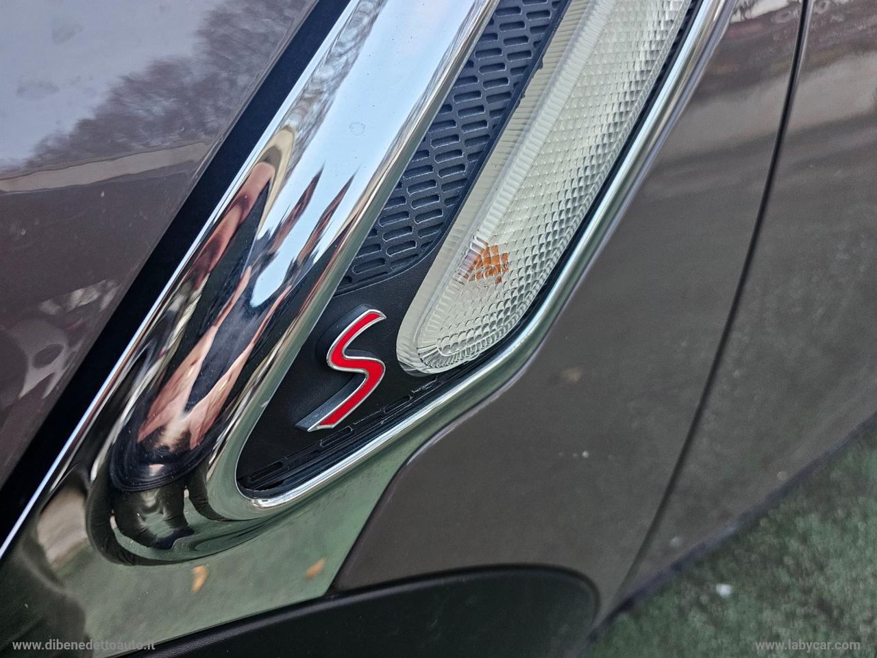 MINI Mini Cooper SD Countryman