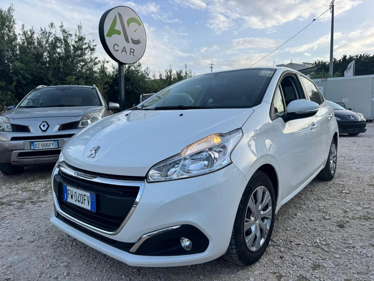 Peugeot 208 BlueHDi 100 S&S 5 porte Active