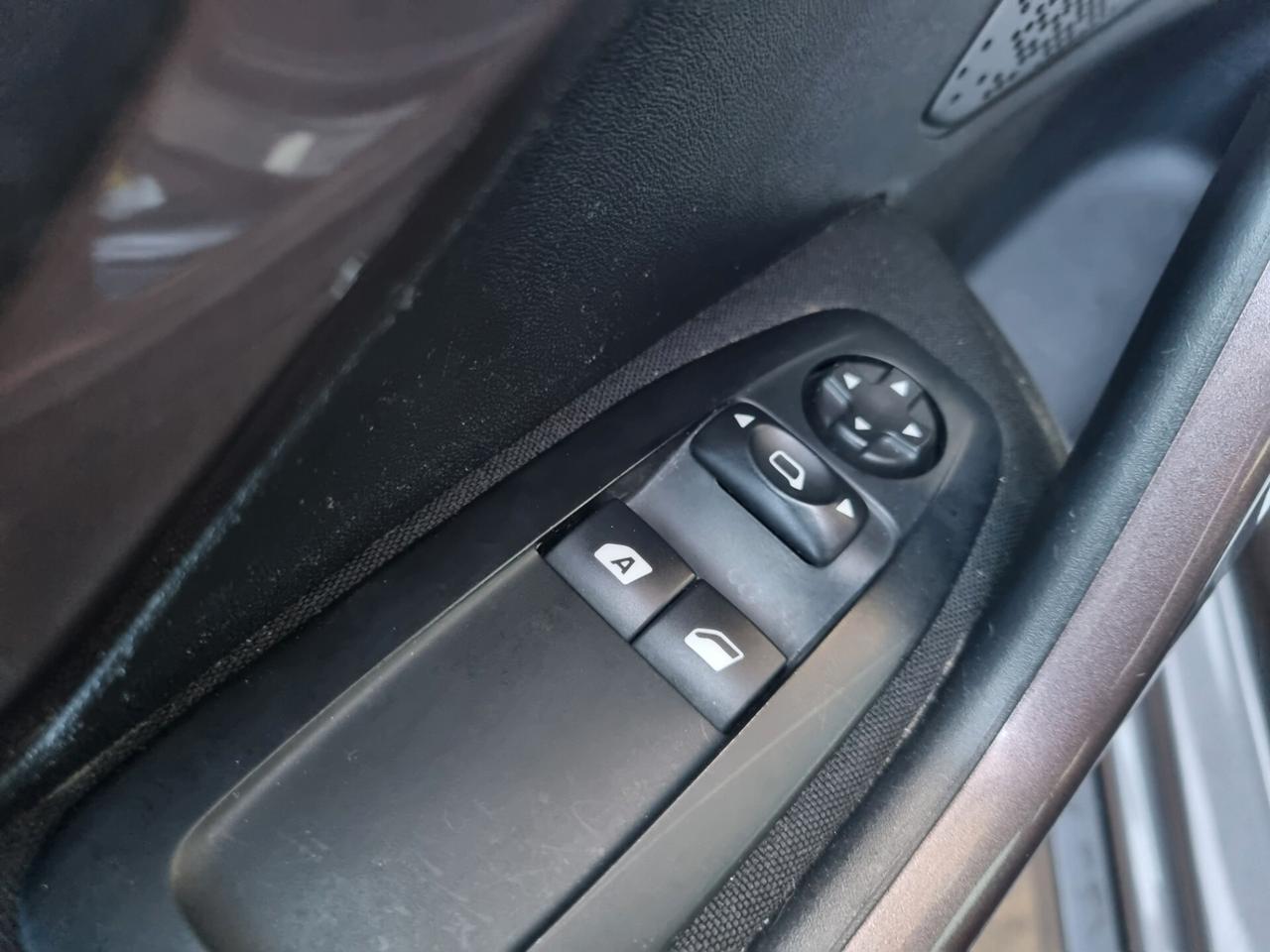 Peugeot 2008 1.4 hdi 8v Active 68cv