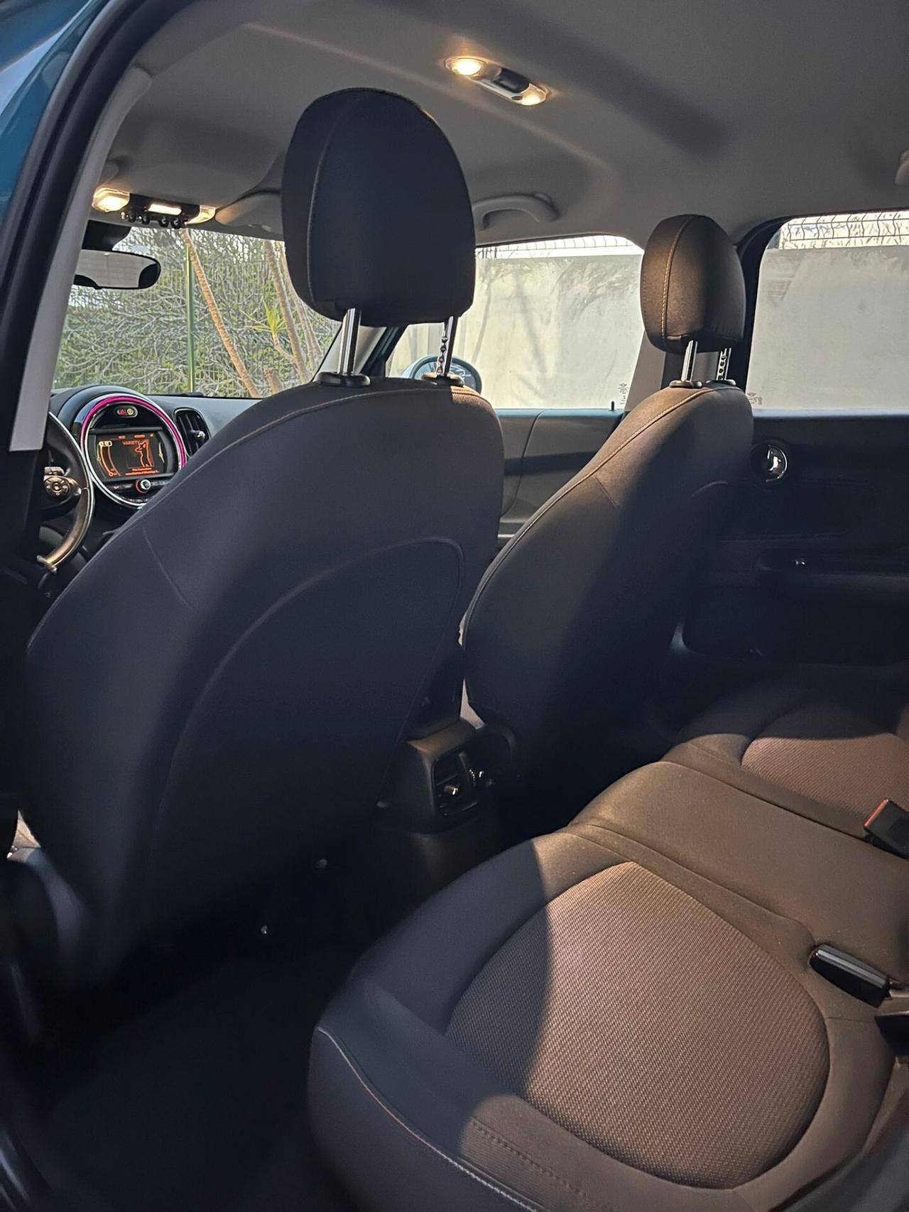 Mini Cooper D Countryman 2.0 Hype