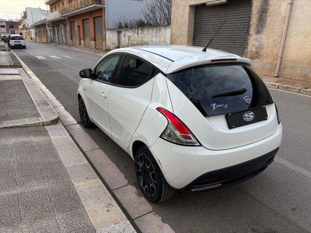 LANCIA Ypsilon 1.2 69CV GPL S Momodesign
