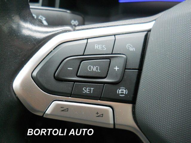 VOLKSWAGEN Polo 1.0 TSI 30.000 KM LIFE