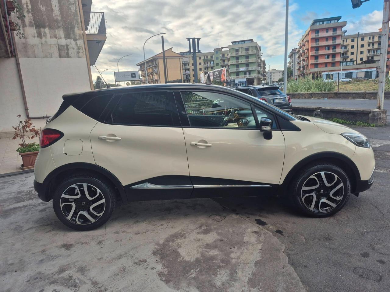 Renault Captur 1.5 dCi 8V 110 CV Start&Stop Iconic