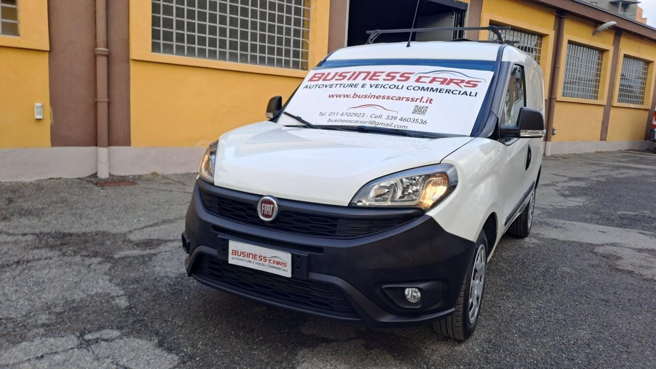 FIAT DOBLO' 1.4 T-JET NATURAL POWER LOUNGE- KM. 73000 - SCAD. BOMBOLE 01/2028 RINNOVABILI!