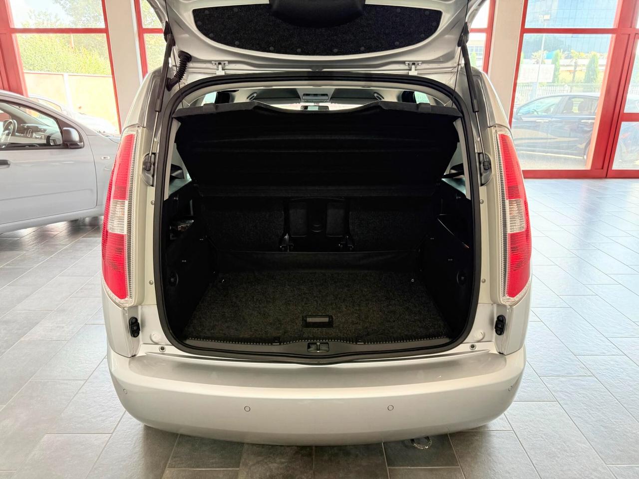 Skoda Roomster 1.6 TDI CR 90CV Noire NEOPATENTATI