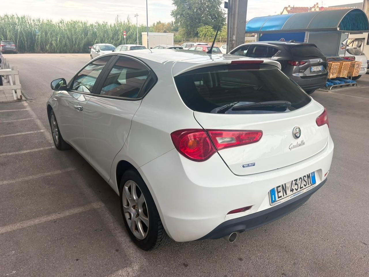 Alfa Romeo Giulietta 1.6 JTDm-2 105 CV Exclusive