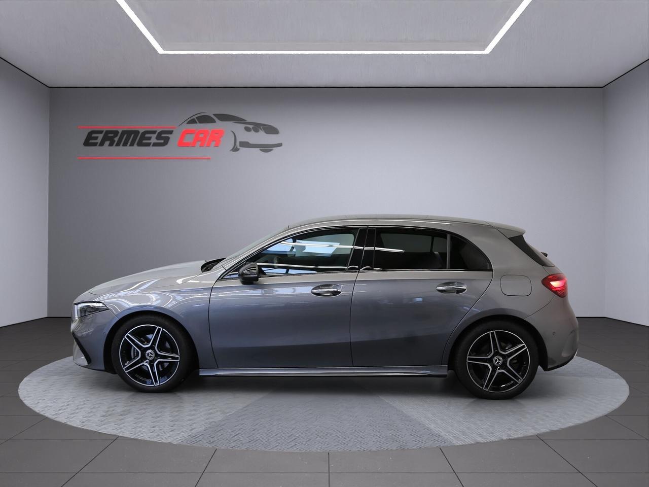 MERCEDES-BENZ A180 PREMIUM AMG