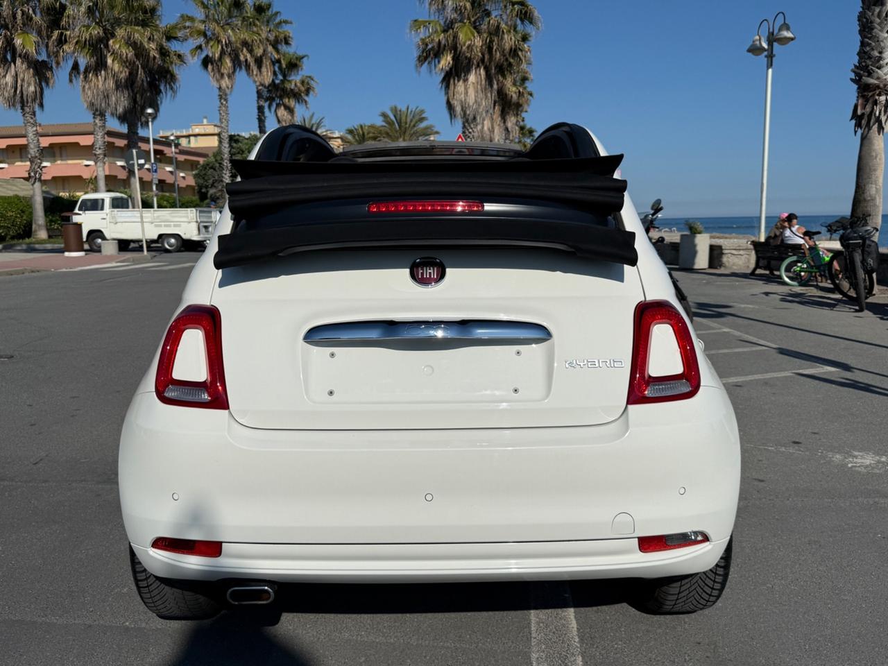 Fiat 500 C 1.0 Hybrid Dolcevita