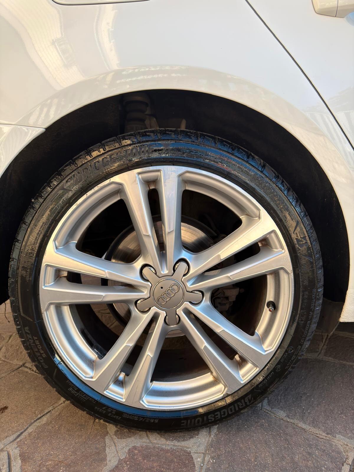 Audi A3 SPB 35 TDI S tronic Sportback S-Line