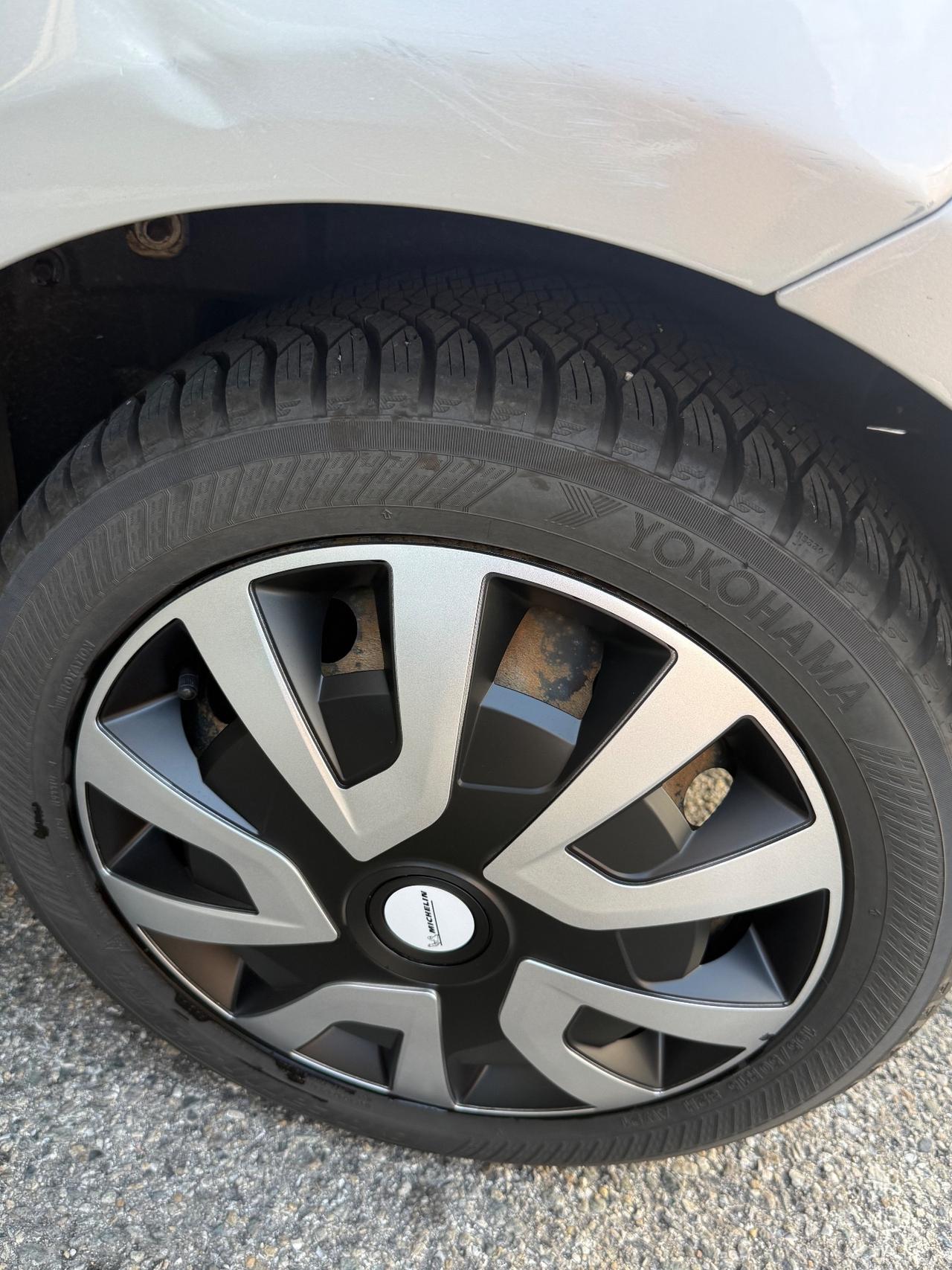 Lancia Ypsilon 1.2 69 CV 5 porte GPL Ecochic Gold