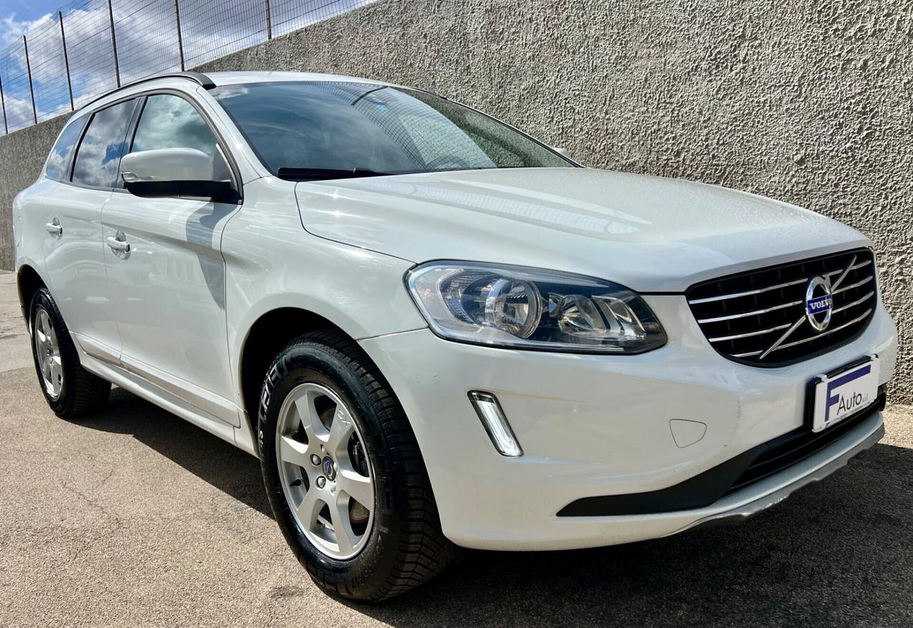 Volvo XC60 D3 Geartronic Kinetic,Navi,LED,Climatronic,ecc.