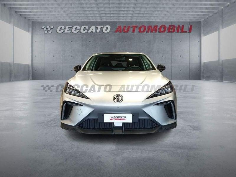 MG MG4 MG4 LUXURY 64KW - MEDAL SILVER