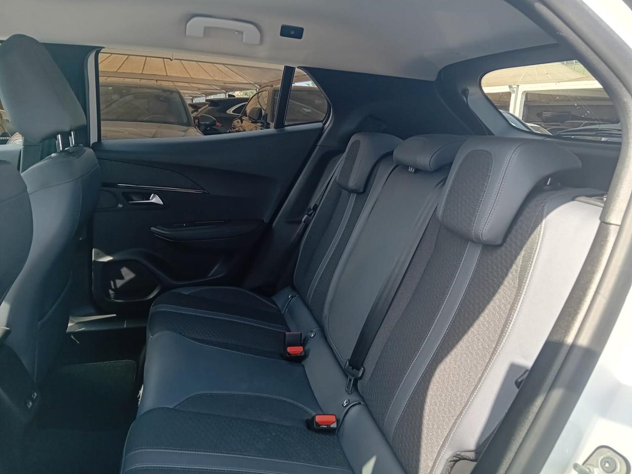 Peugeot 2008 PureTech 100 S&S Allure