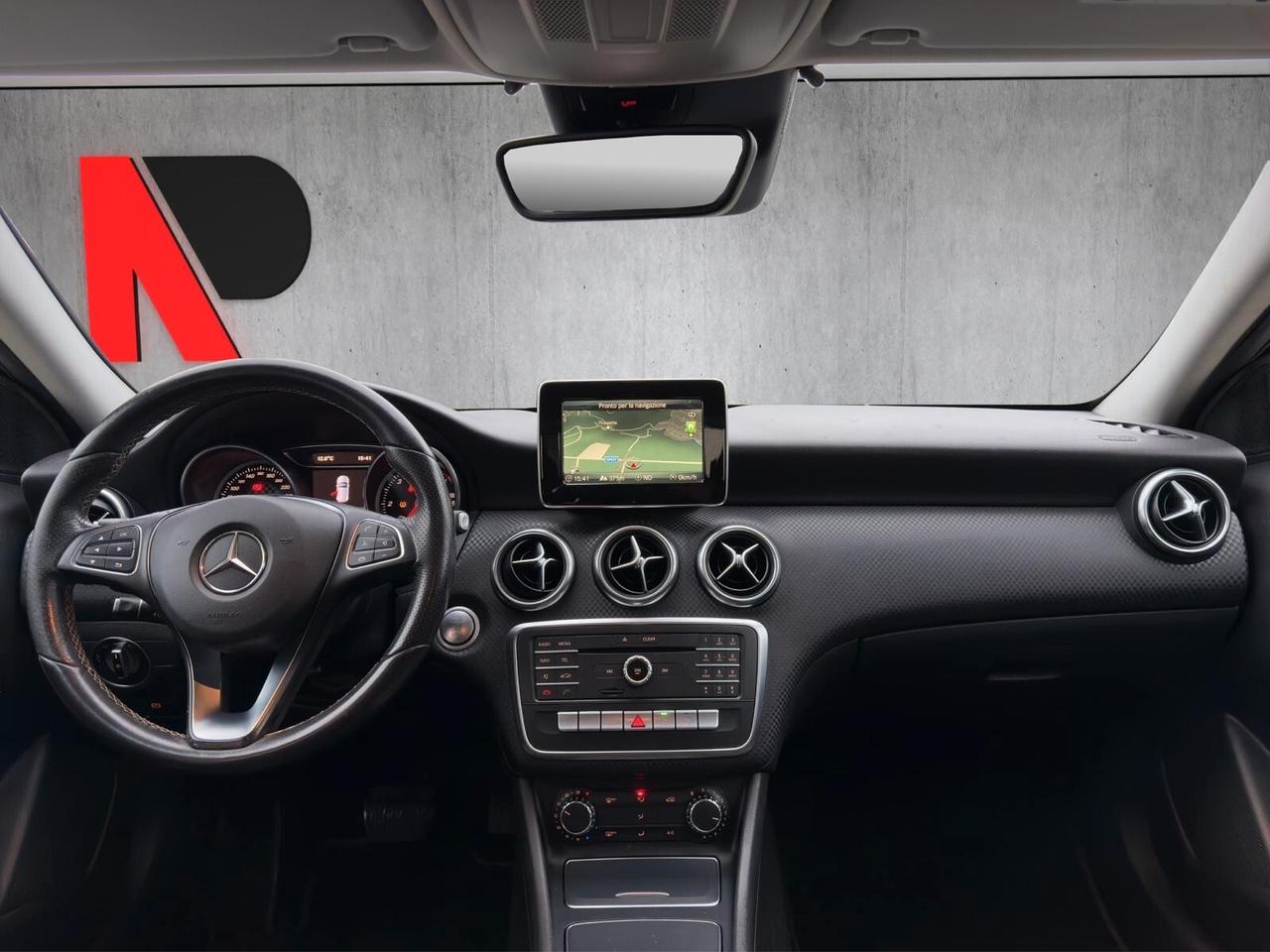 Mercedes-benz A 180 d Automatic Premium