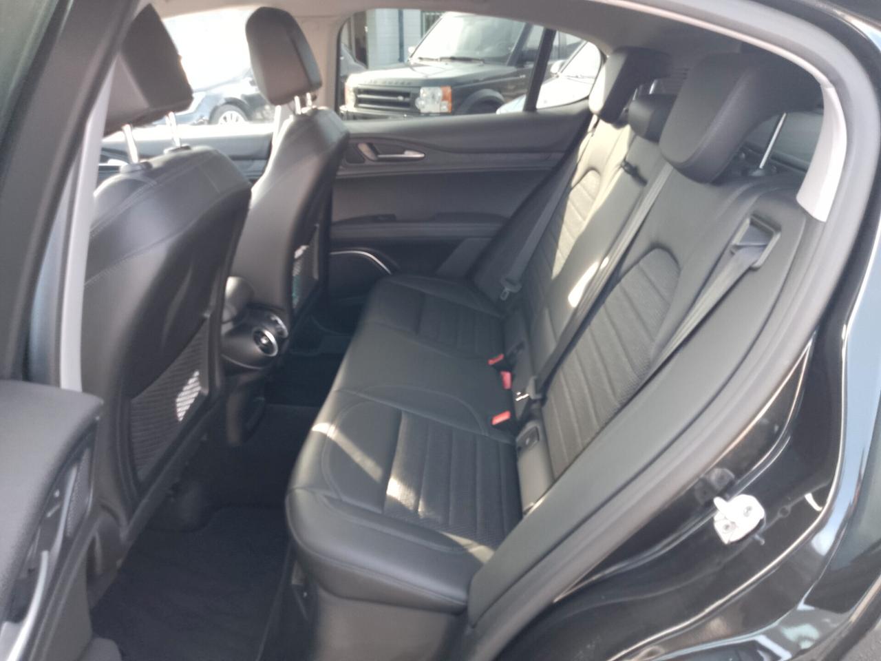 Alfa Romeo Stelvio 2.2 Turbodiesel 160 CV AT8