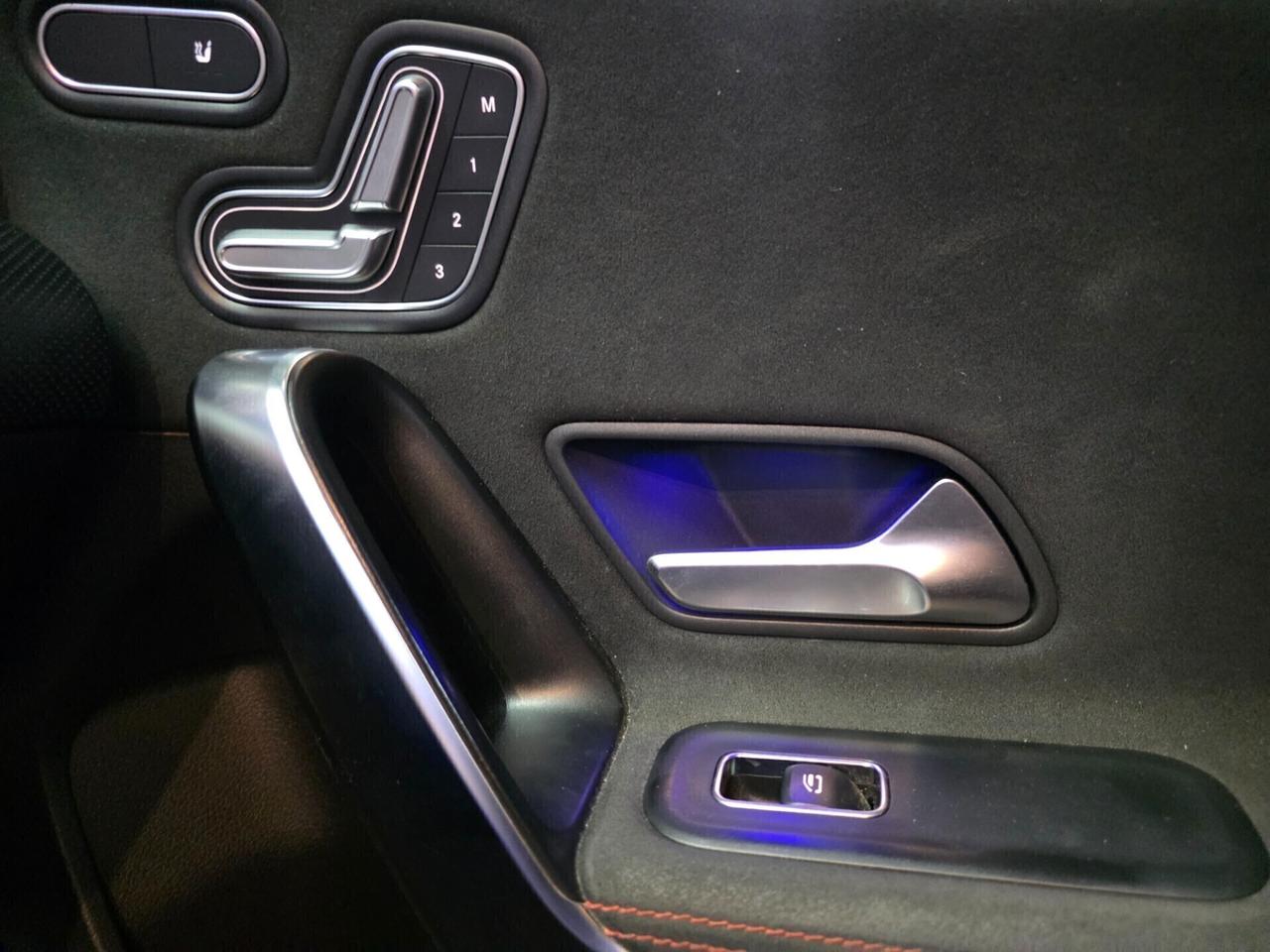 Mercedes-benz A180d Premium TETTO MBEAM FULL