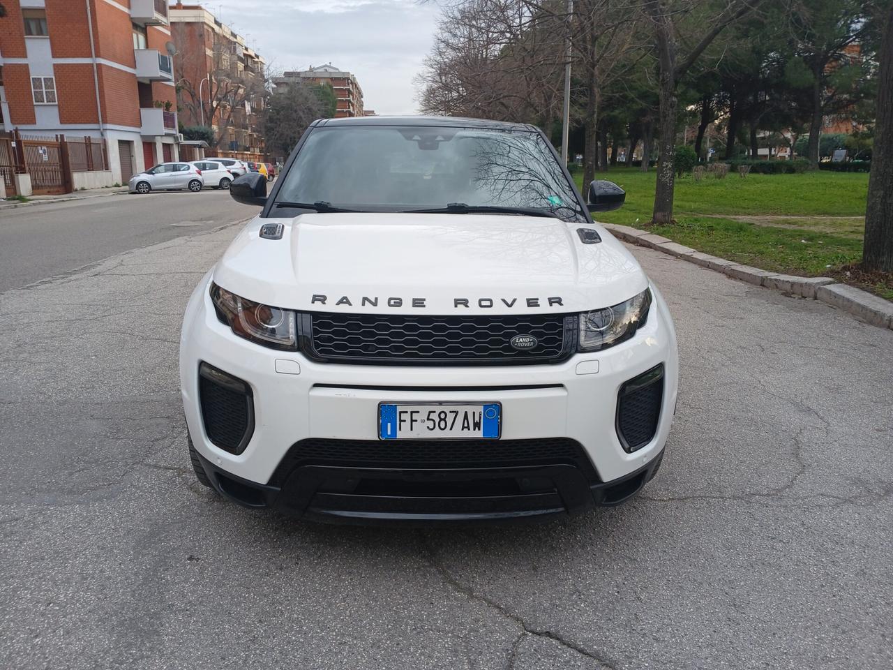 Land Rover Range Evoque 2.0 TD4 180 CV 5p. Business Edition SE