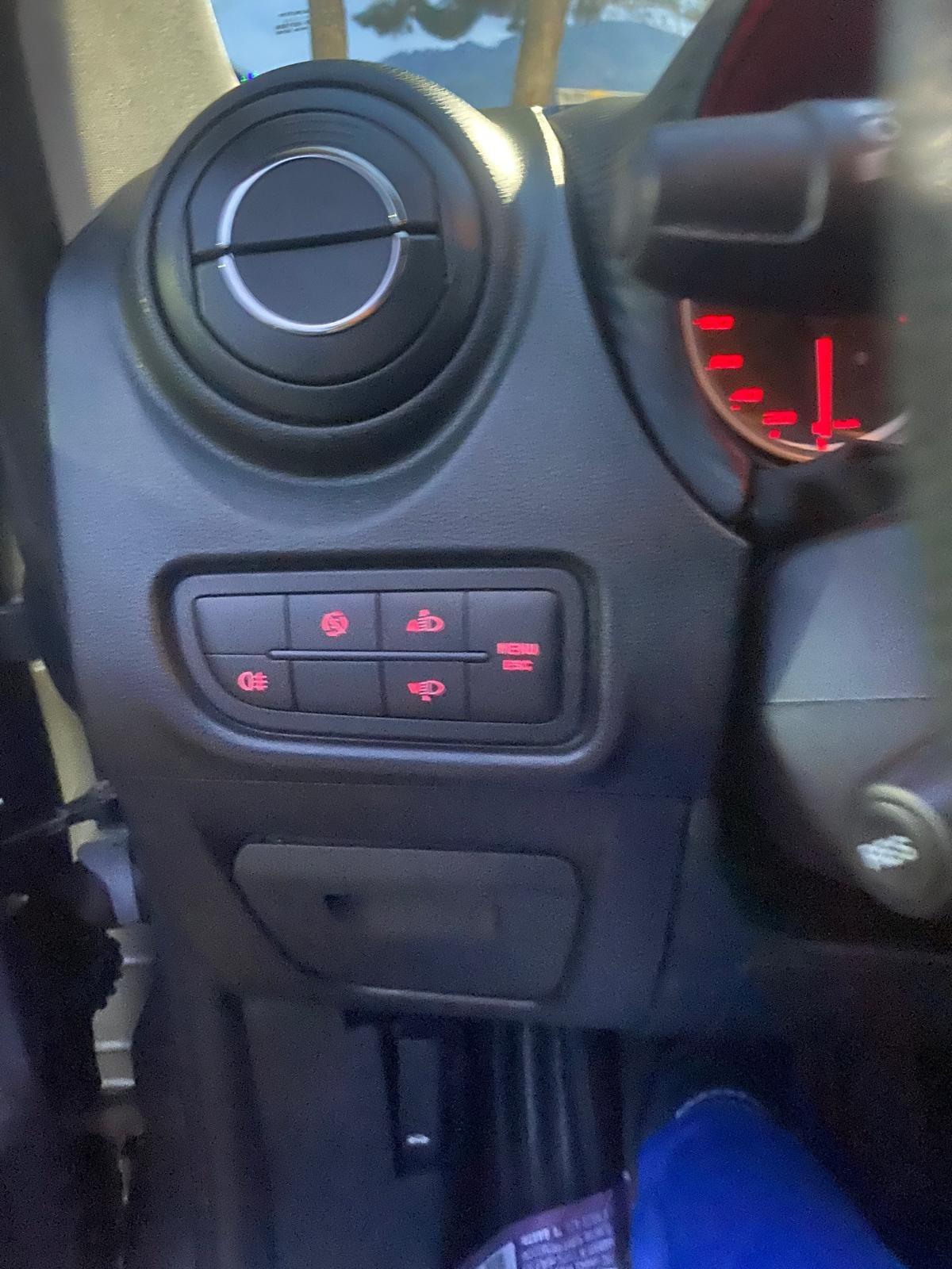 Alfa Romeo MiTo 1.6 JTDm-2 S&S Distinctive Sport Pack