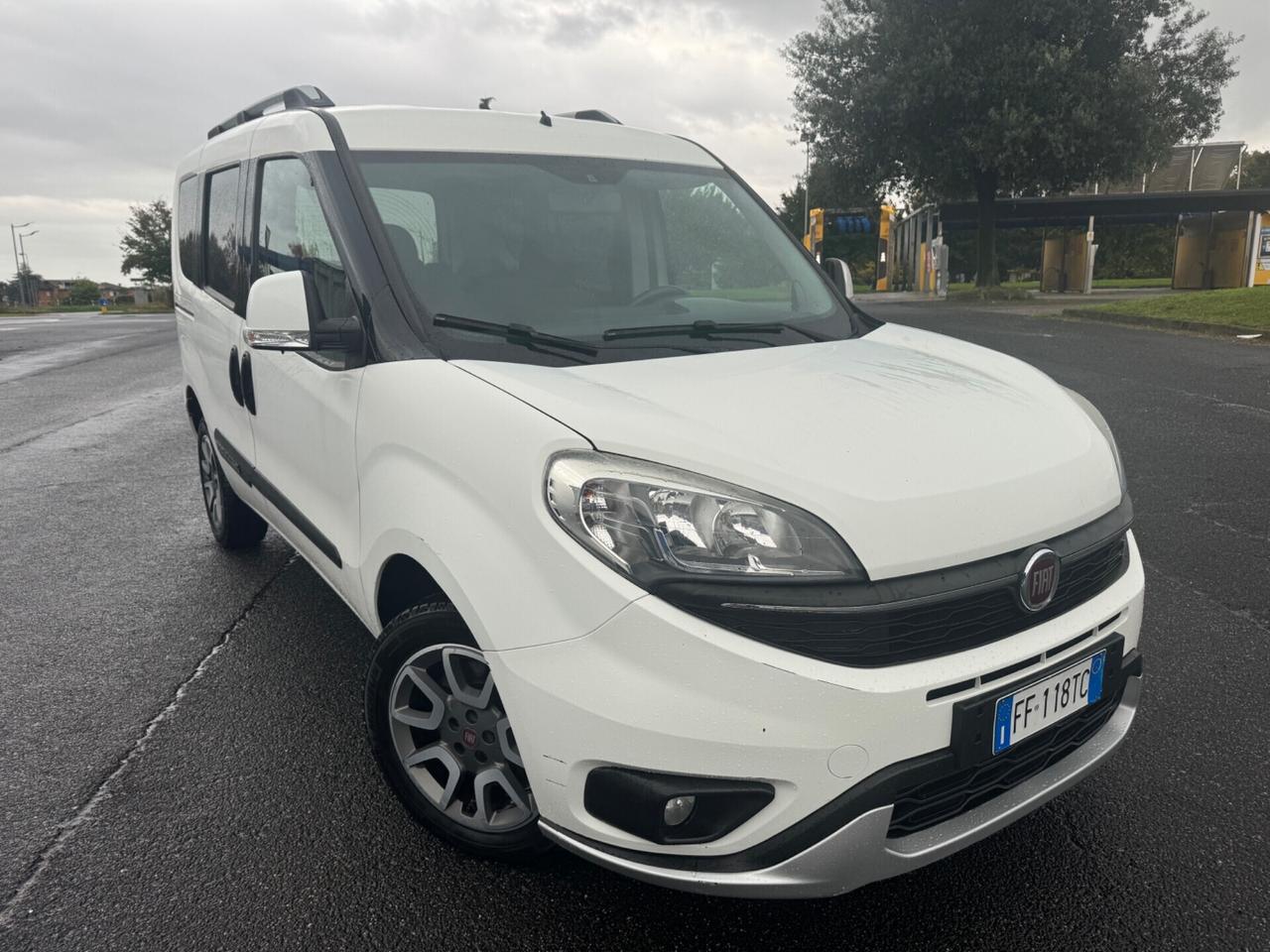 Fiat Doblo 1.6 MJT 120CV Trekking GANCIO TRAINO