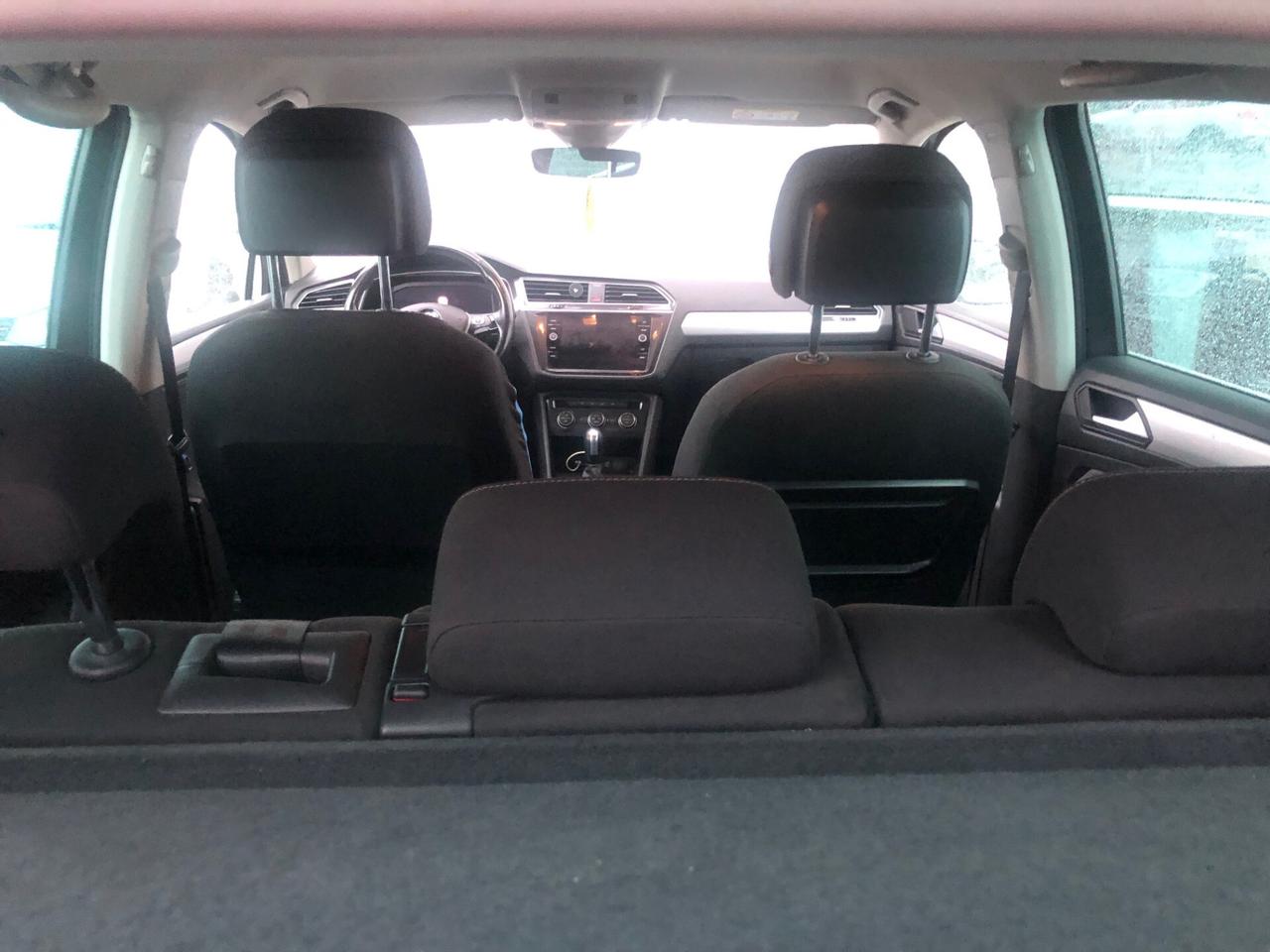 Volkswagen Tiguan 2.0 TDI SCR DSG Sport BlueMotion Technology R-Line