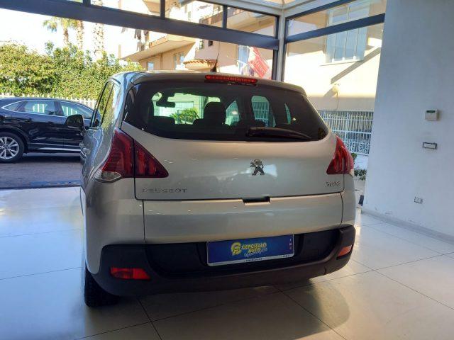 PEUGEOT 3008 1.6 HDi 115CV Allure