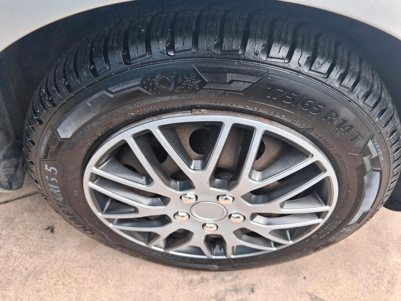 Ford Fiesta 1.2 82CV GPL 3 porte Titanium