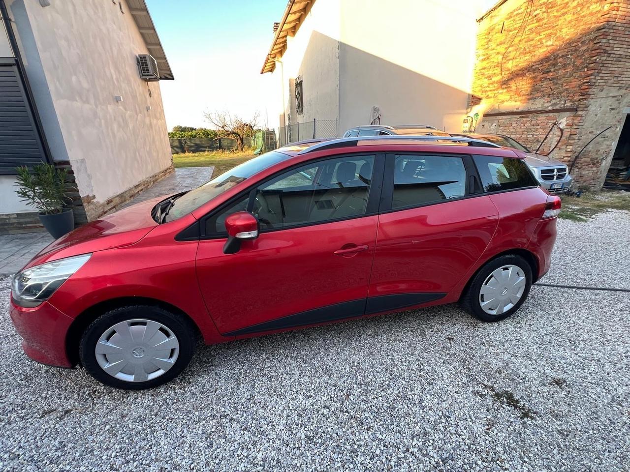 Renault Clio Sporter 1.5 dCi 8V 75CV Live
