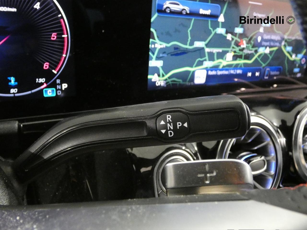 Mercedes-Benz GLA (H247) - GLA 200 d Automatic AMG Line Premium