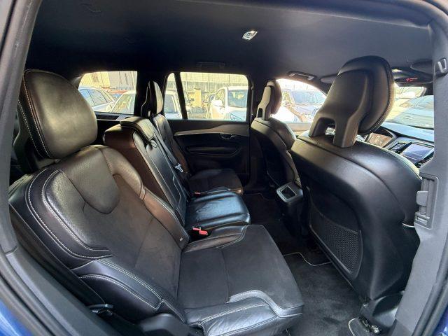 VOLVO XC90 D5 AWD Geartronic 7 posti R-design