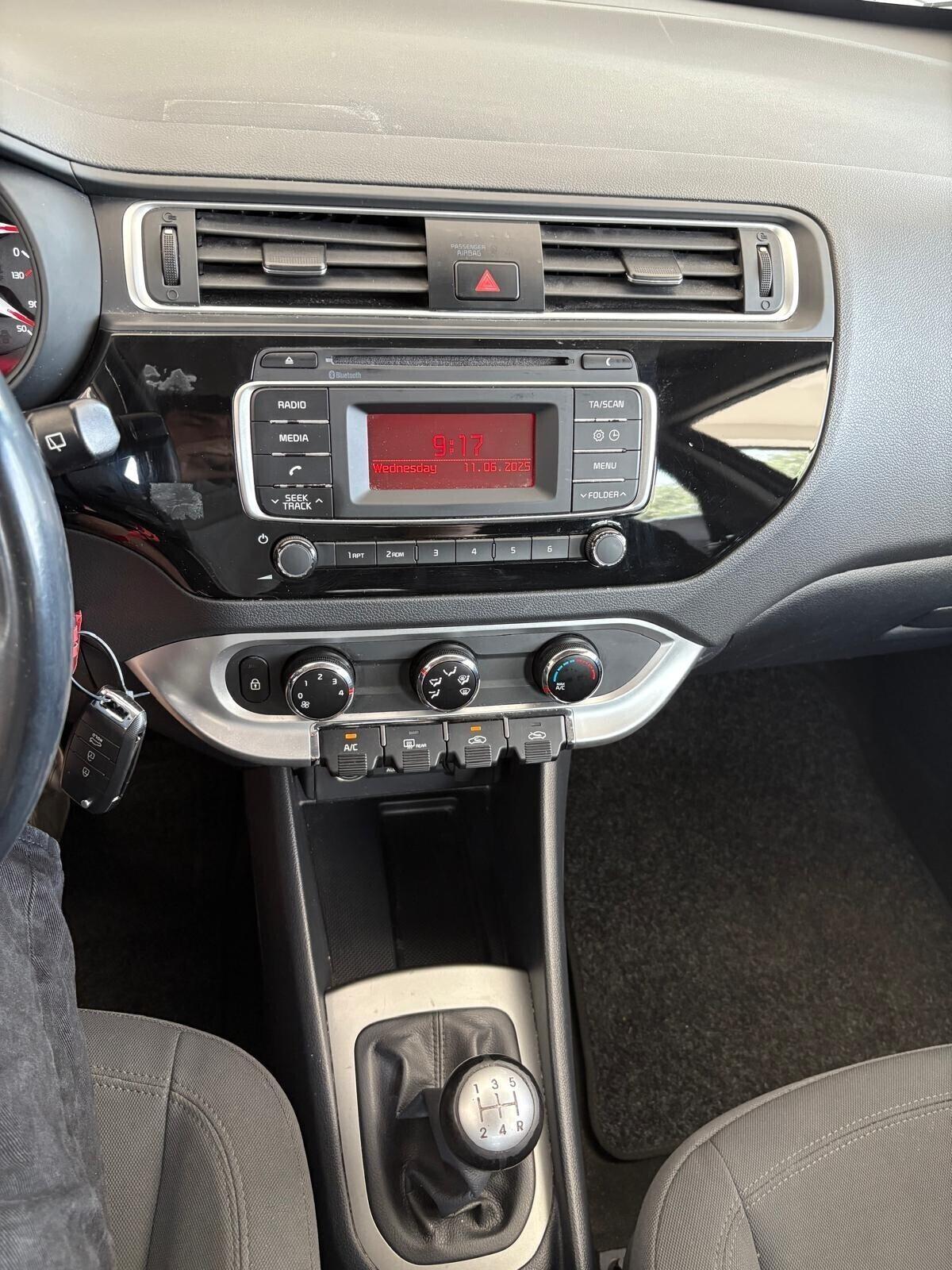Kia Rio KIA RIO III 5P 1.2 GPL