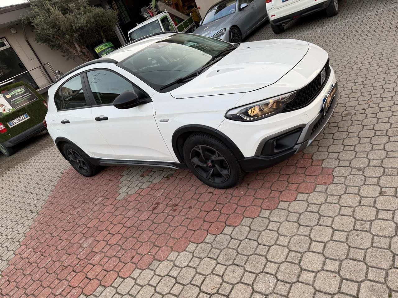 Fiat Tipo 1.6 Mjt S&S 5 porte City Cross