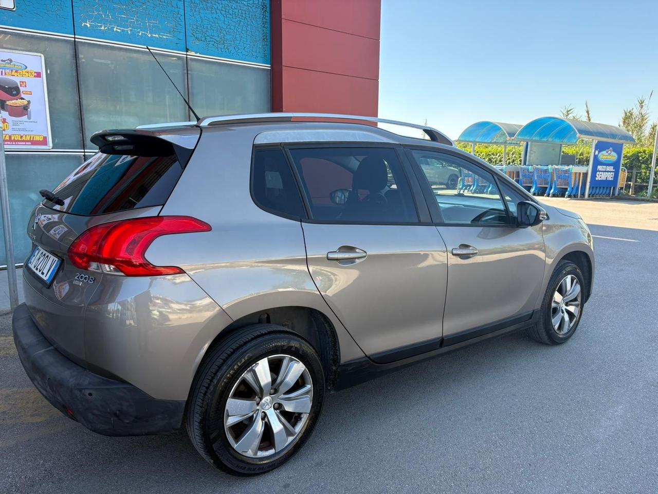 Peugeot 2008 1.6 e-HDi 92 CV Stop&Start Allure 126.000 KM