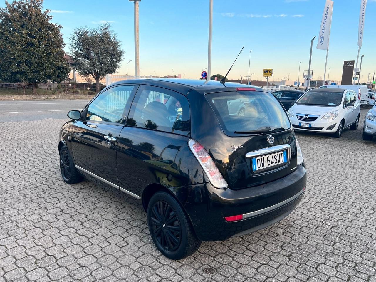 Lancia Ypsilon 1.2 Versus