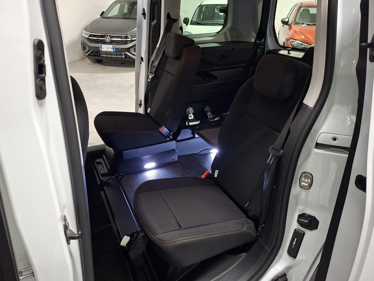 Toyota Proace City Verso 1.5D L1 Lounge TRASP. DISABILI