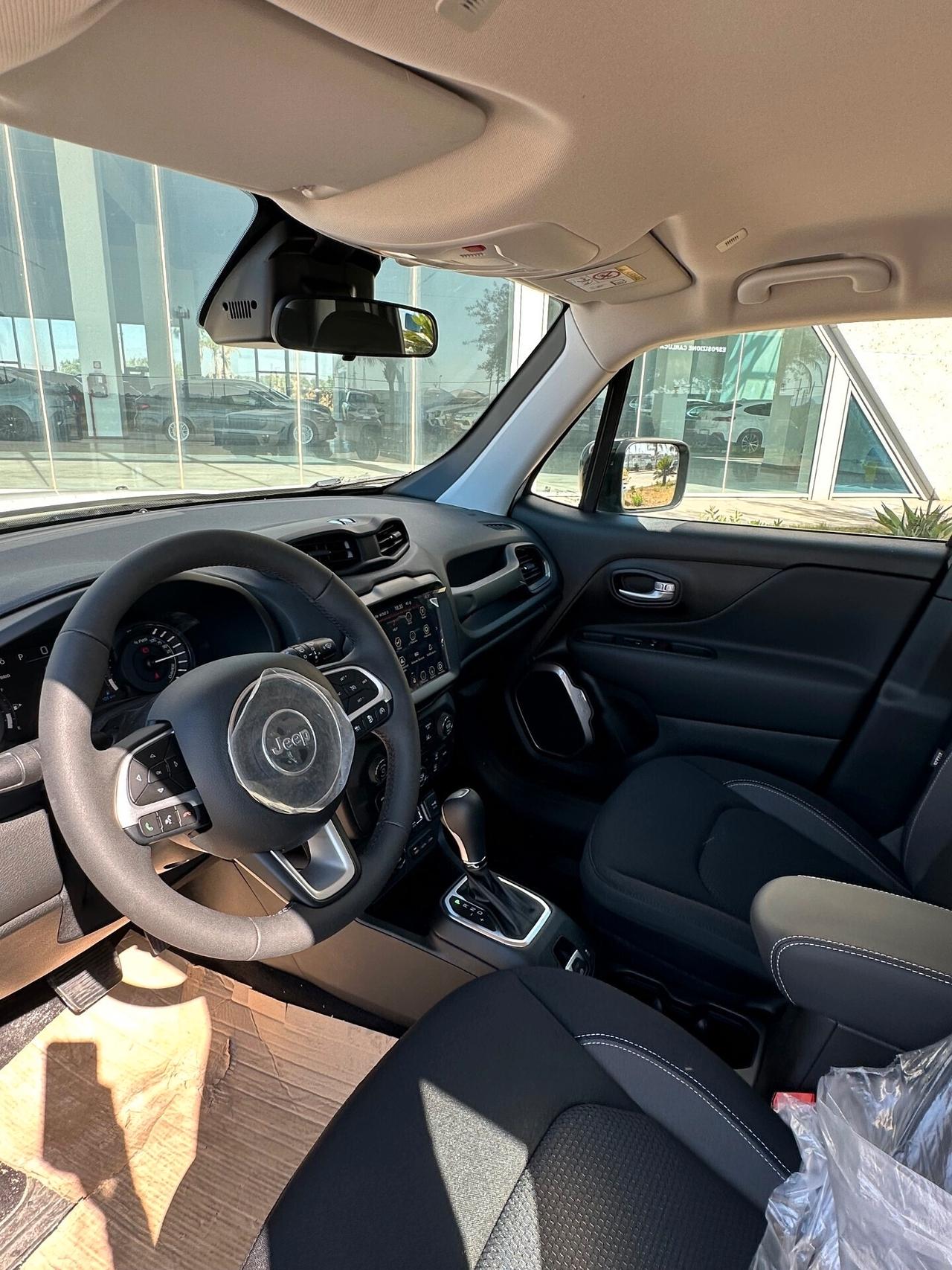 Jeep Renegade phev Altitude offerta T-Stock prezzo imperdibile