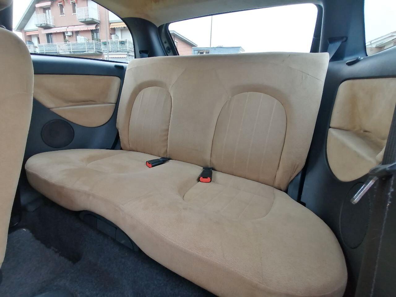 Lancia Ypsilon 1.2 16V Idonea Neopatentati