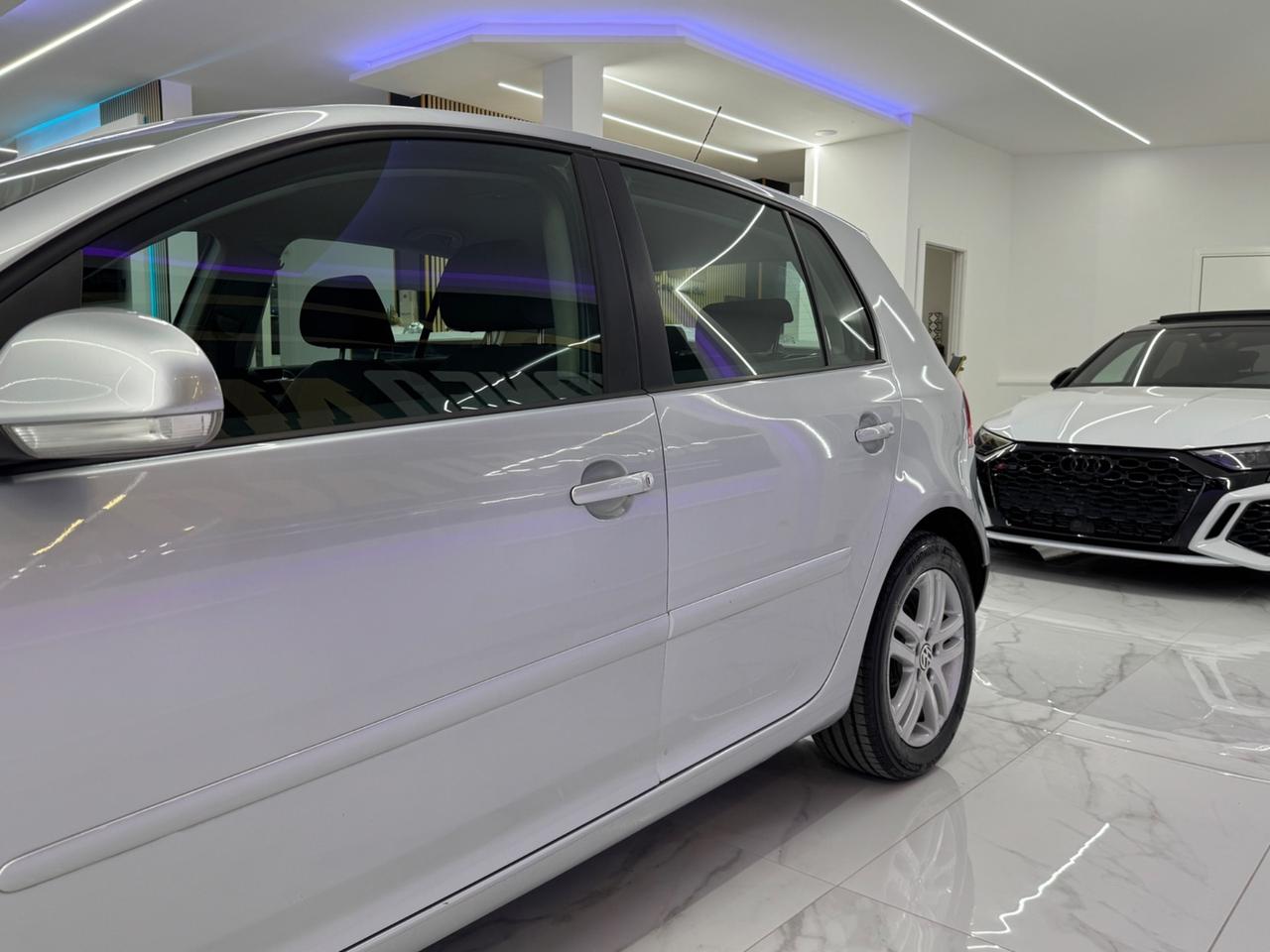 Volkswagen Golf 1.6 Comfortline