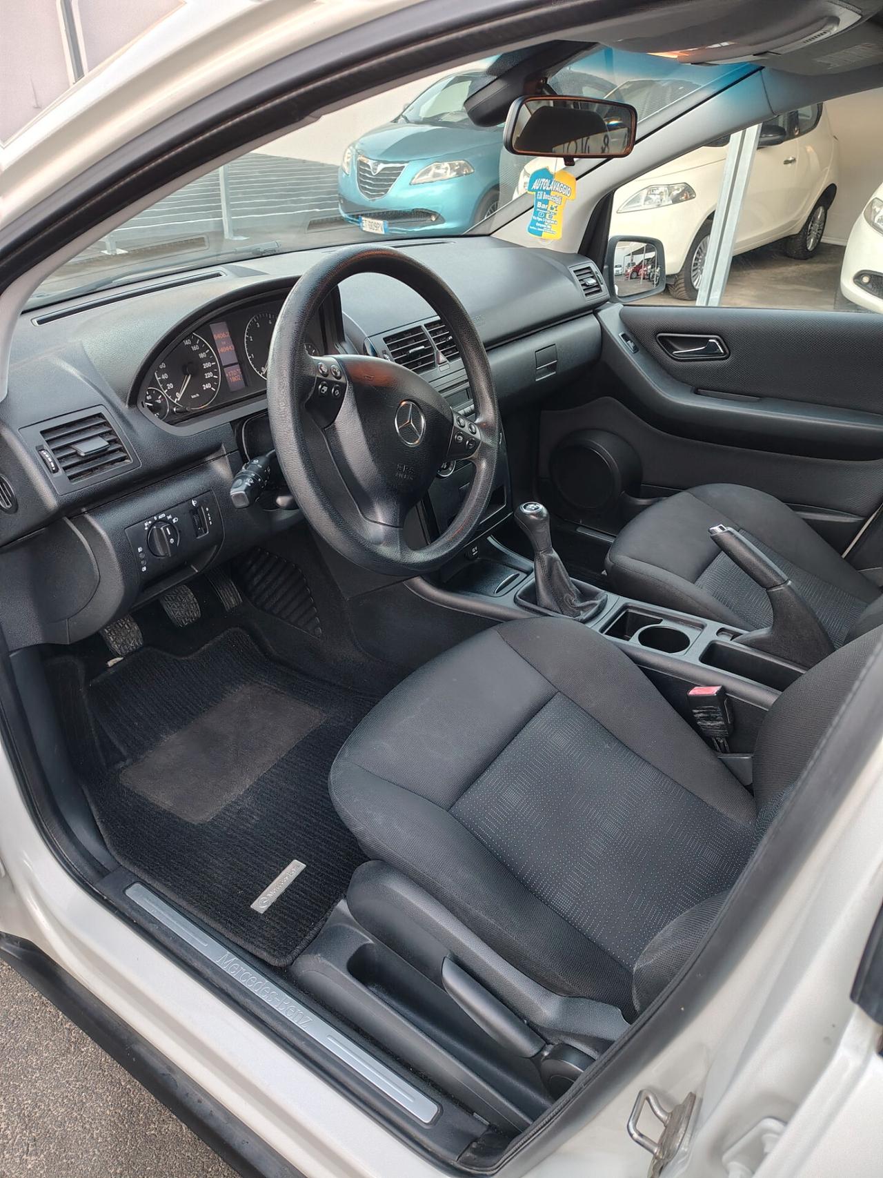 Mercedes-benz A 160 BlueEFFICIENCY Special Edition