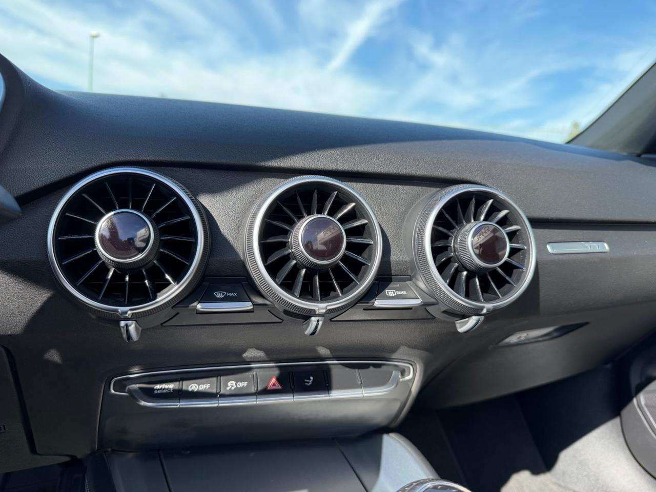 Audi TT Roadster 2.0 TDI ultra S line
