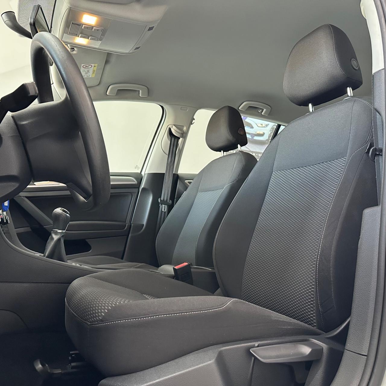 Volkswagen Golf 5p 1.0 tsi Trendline Tech