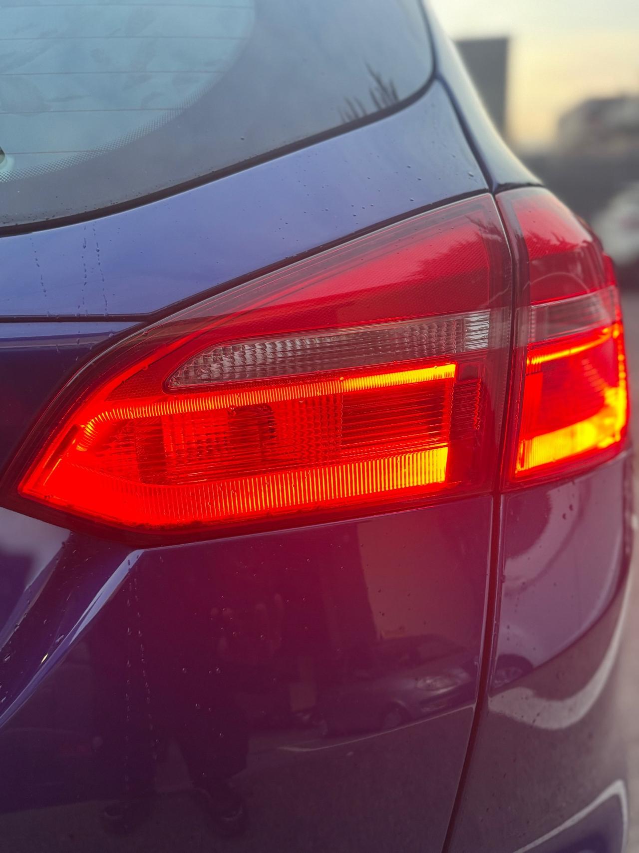 Ford Focus 1.6 120 CV GPL SW Titanium