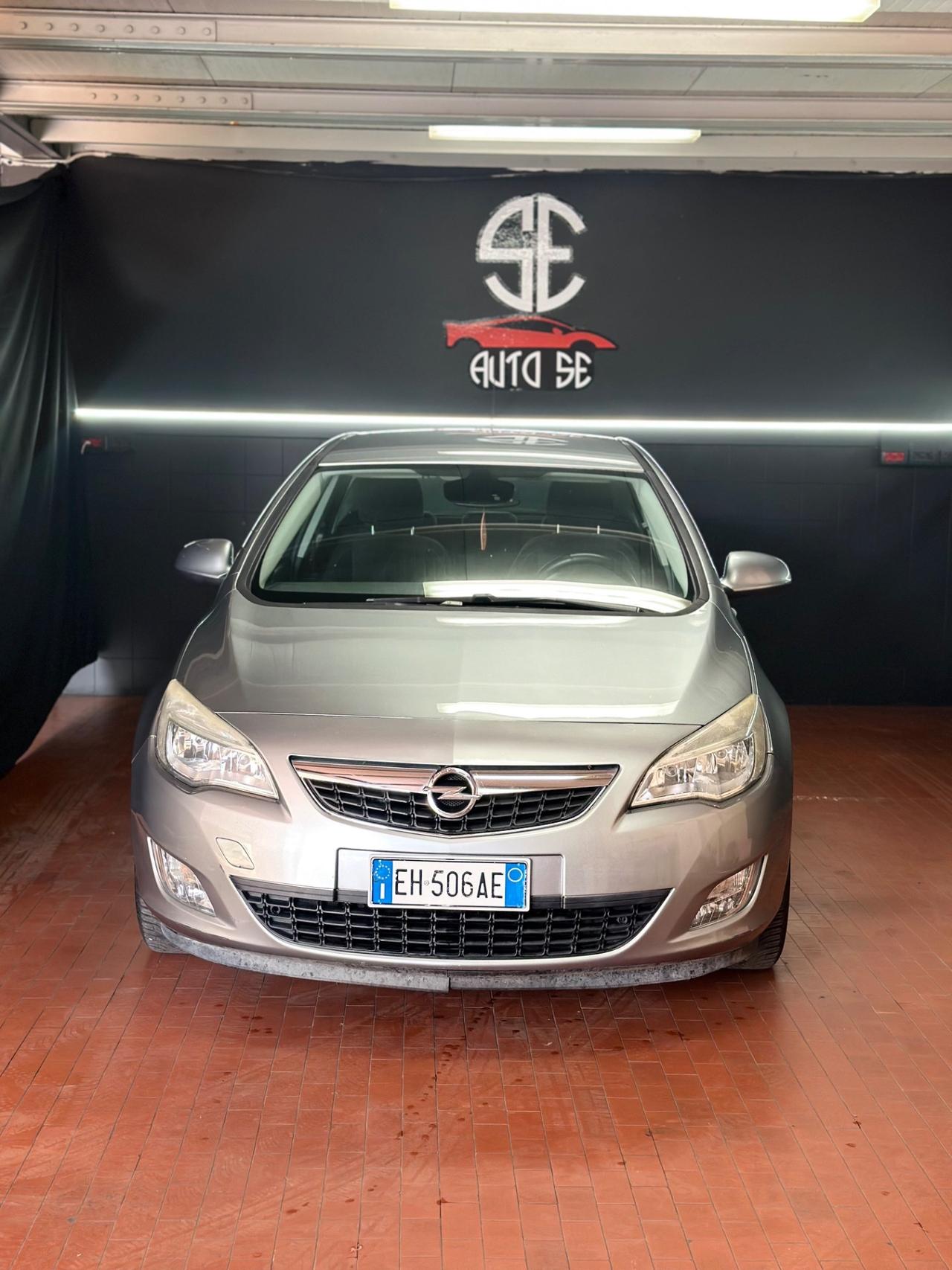 Opel Astra 1.7 CDTI 2011