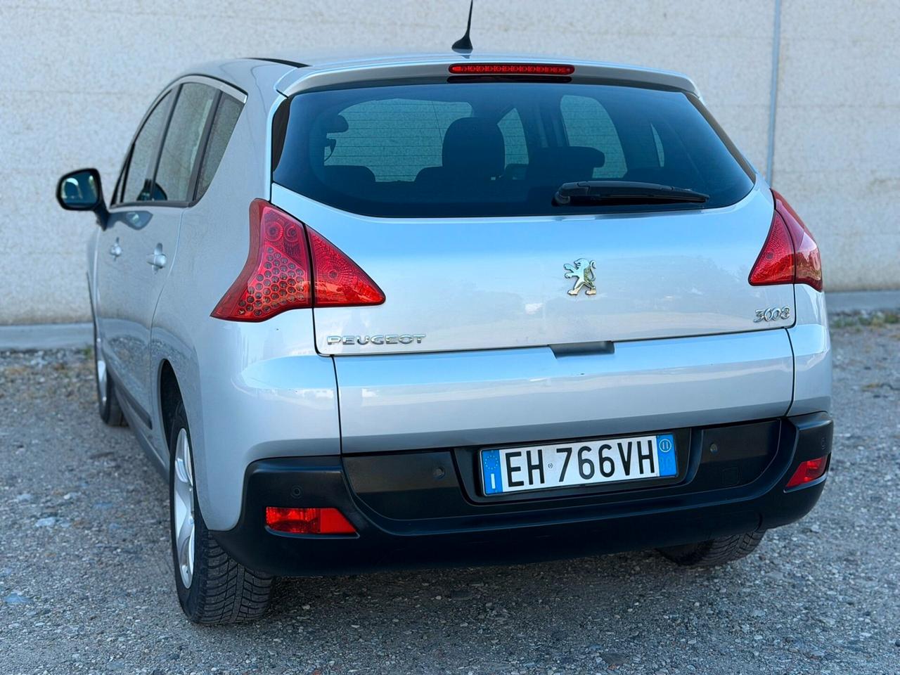 Peugeot 3008 1.6 HDi 112CV Automatico