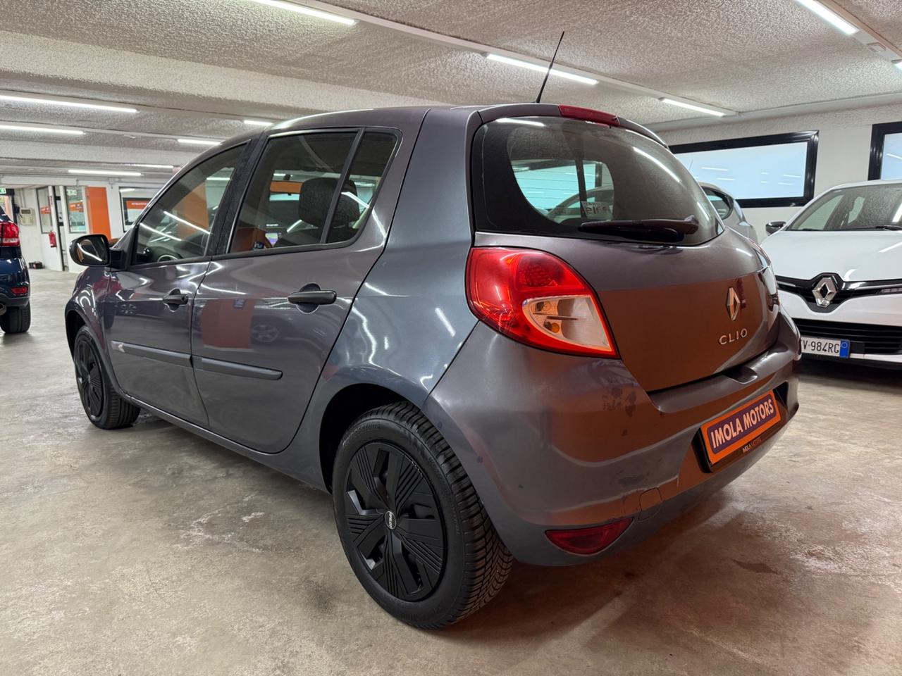 Renault Clio 1.2 16V 5 porte Dynamique