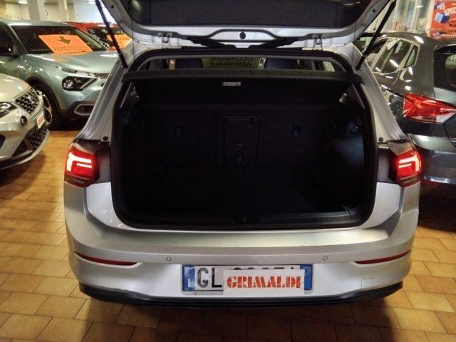 VOLKSWAGEN Golf 1.0 eTSI EVO Life DSG 17" MHEV C/GRIMALDI SP.DAY