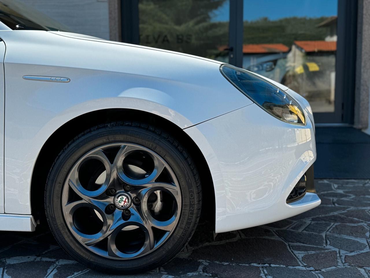 Alfa Romeo Giulietta 1.6 JTDm TCT 120 CV CARBON EDITION
