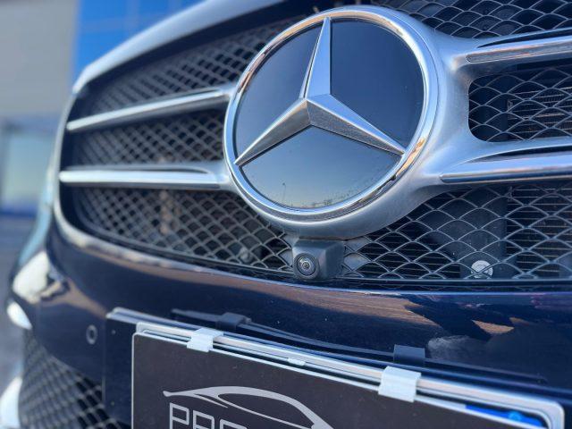 MERCEDES-BENZ V 300 d AUTOM 4Matic PREMIUM LONG *UNIPROP*7 P*